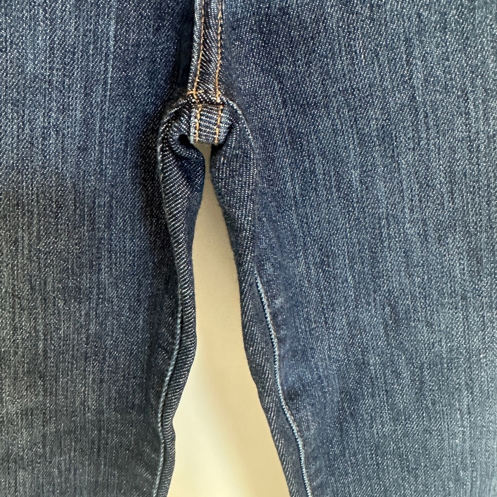 Daze Shy Girl High Rise Crop Flare Jeans - raw hem - size 29 - Picture 4 of 11